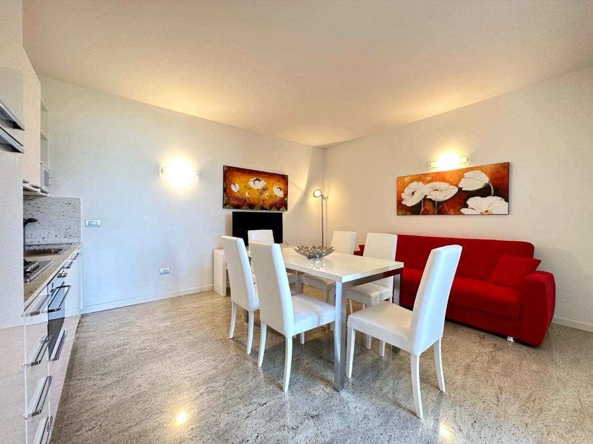 Frontemar Residenze Sul Mare - Carraro Immobiliare Jesolo - Family Apartments Dış mekan fotoğraf