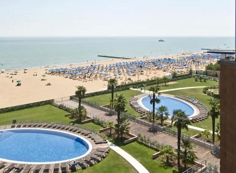Frontemar Residenze Sul Mare - Carraro Immobiliare Jesolo - Family Apartments Dış mekan fotoğraf
